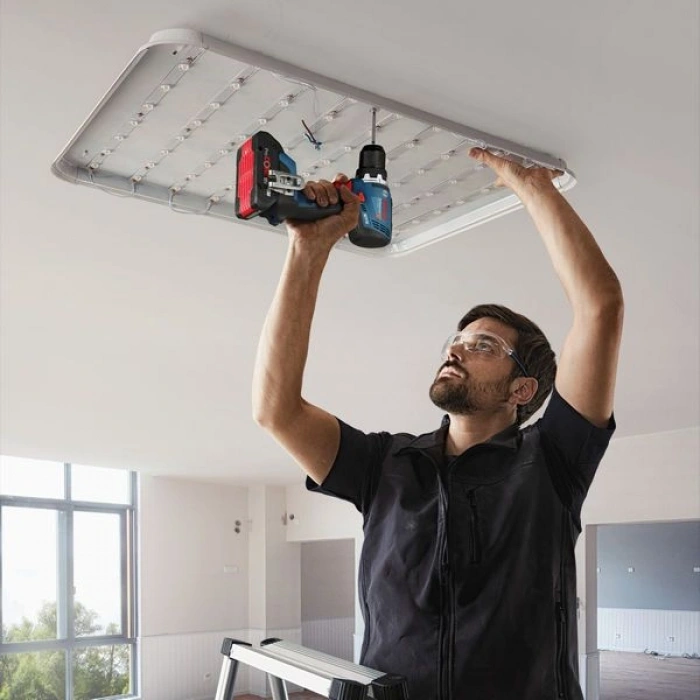 Bosch GSR 18V-65 Professional 18V 3.0 Ah Çift Akülü Vidalama