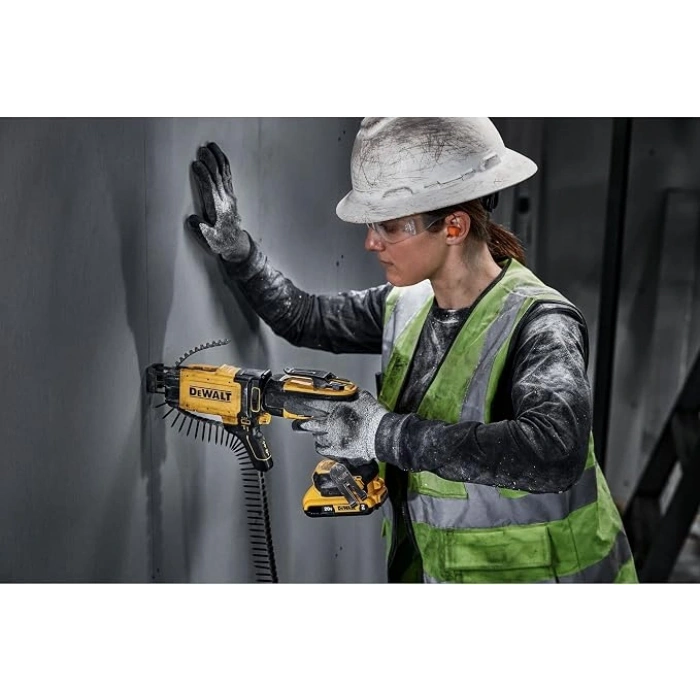 Başlık: DeWALT DCF630D2 18V XR Kömürsüz Alçıpan Vidalama – 2x2.0Ah Akülü