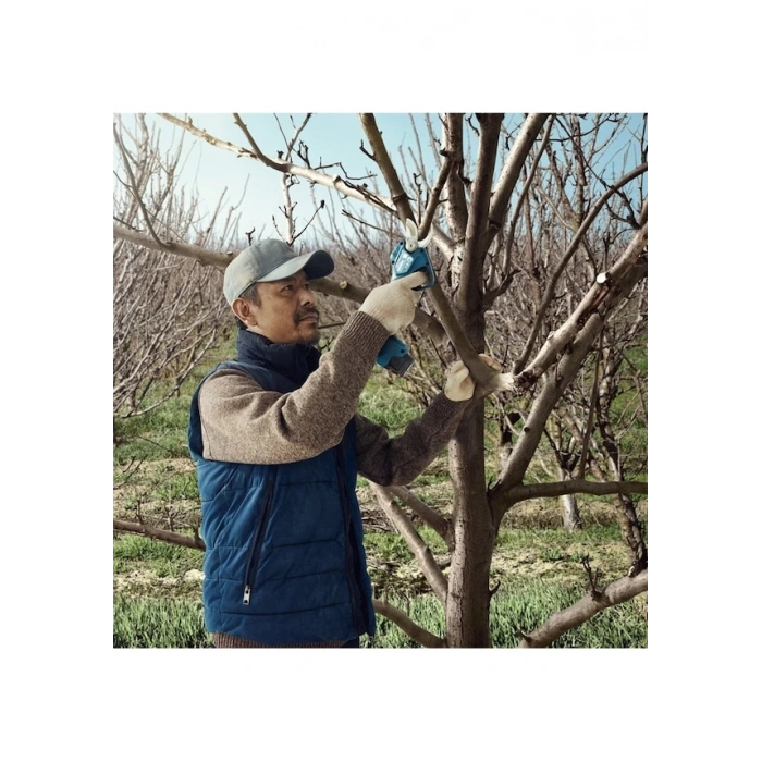 Bosch Pro Pruner Akülü Bahçe Makası (Akü ve Şarj Cihazı Dahil Değildir) - 06019K1020