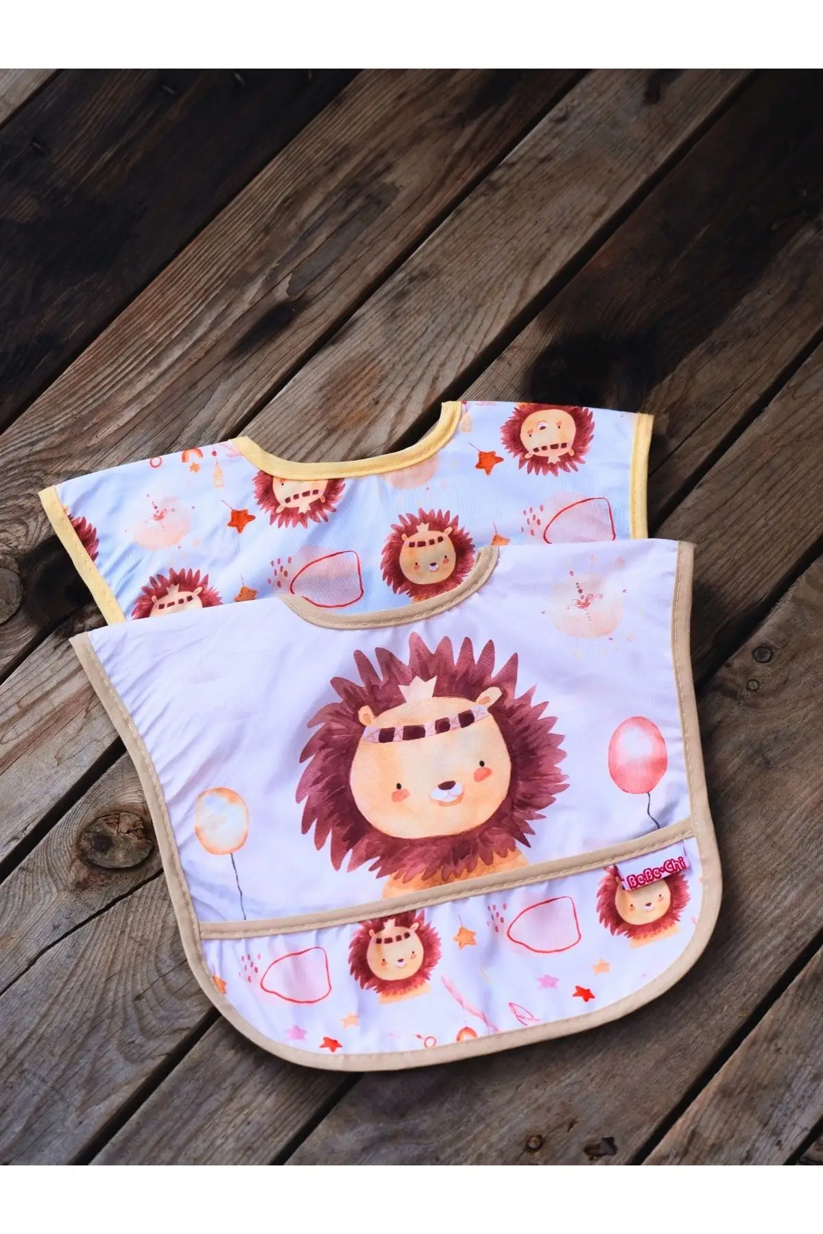 Babydonat Safari Aslan Desenli 2li Kombin Kolsuz Mama Önlüğü