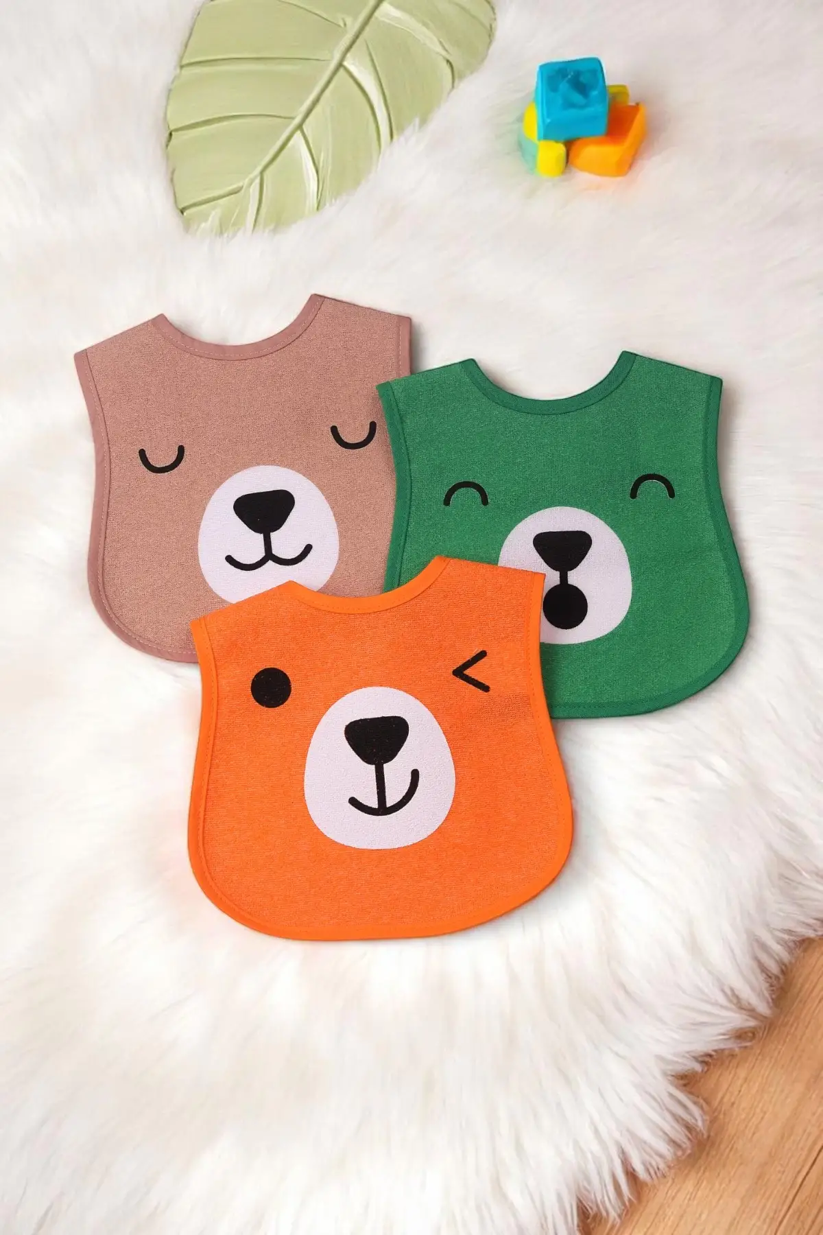 Bear Desenli 3lü Sıvı Geçirmez Bebek Mama Önlüğü 0-18 Ay