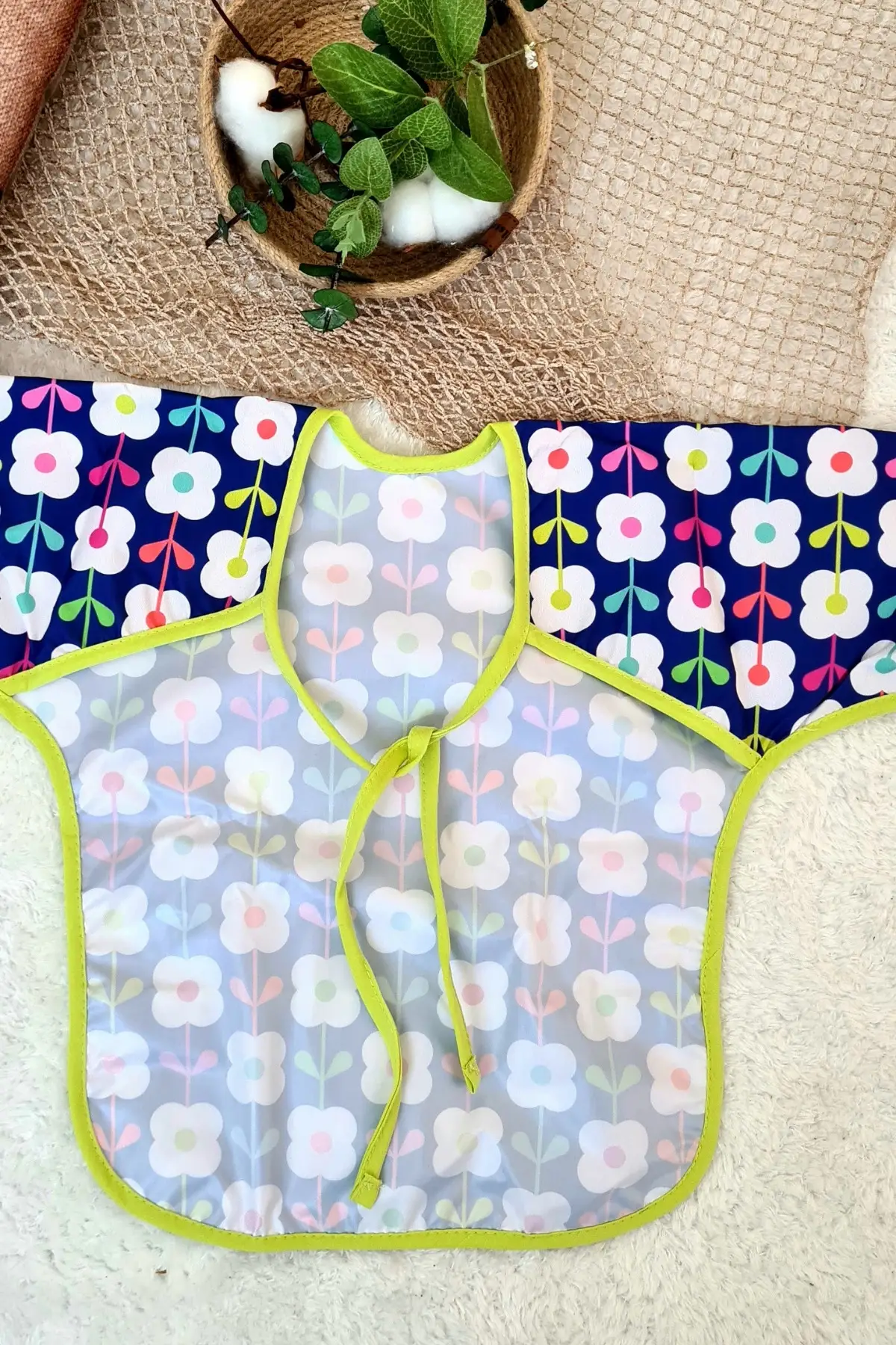 Colourfur Desenli Sıvı Geçirmez Unisex Aktivite ve Mama Önlüğü 6-24 Ay