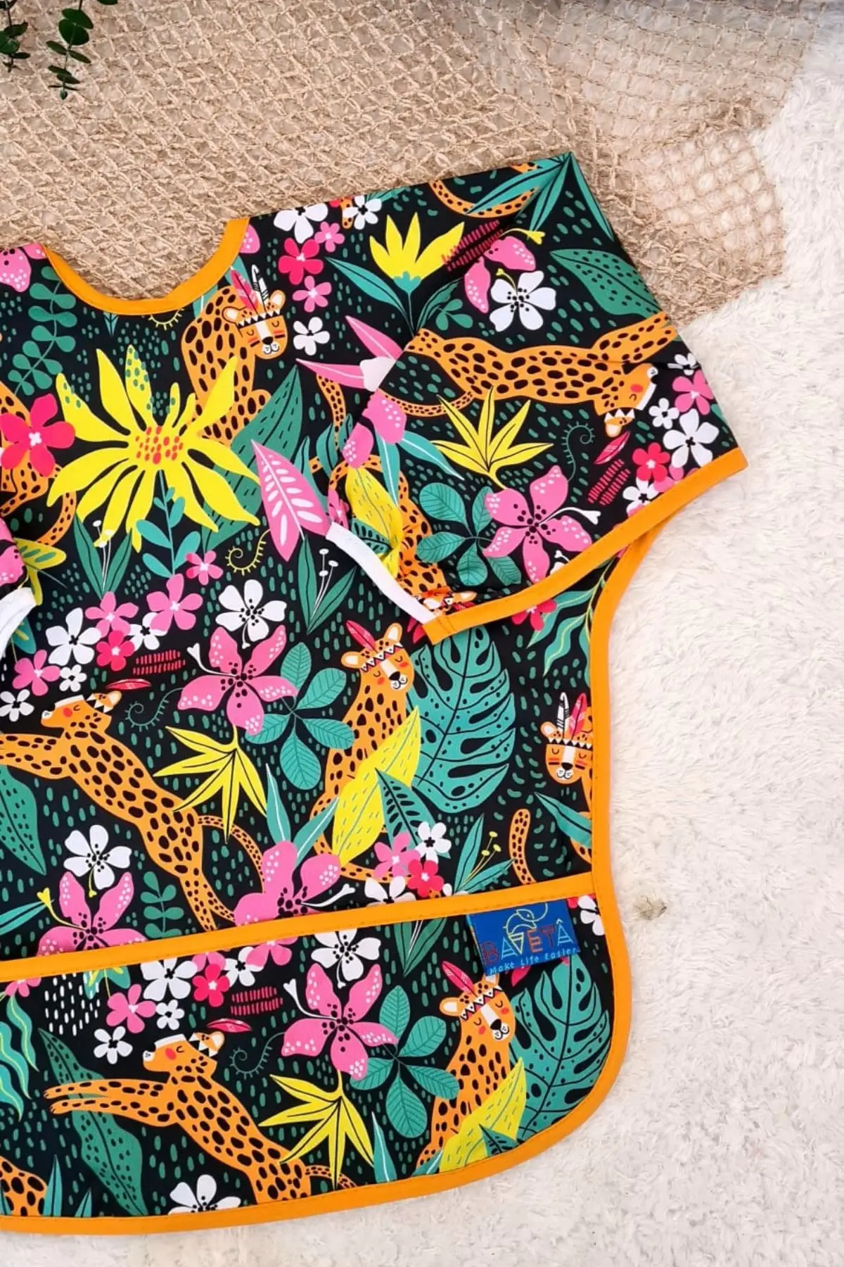 Dream Desenli Sıvı Geçirmez Unisex Aktivite ve Mama Önlüğü 6-24 Ay