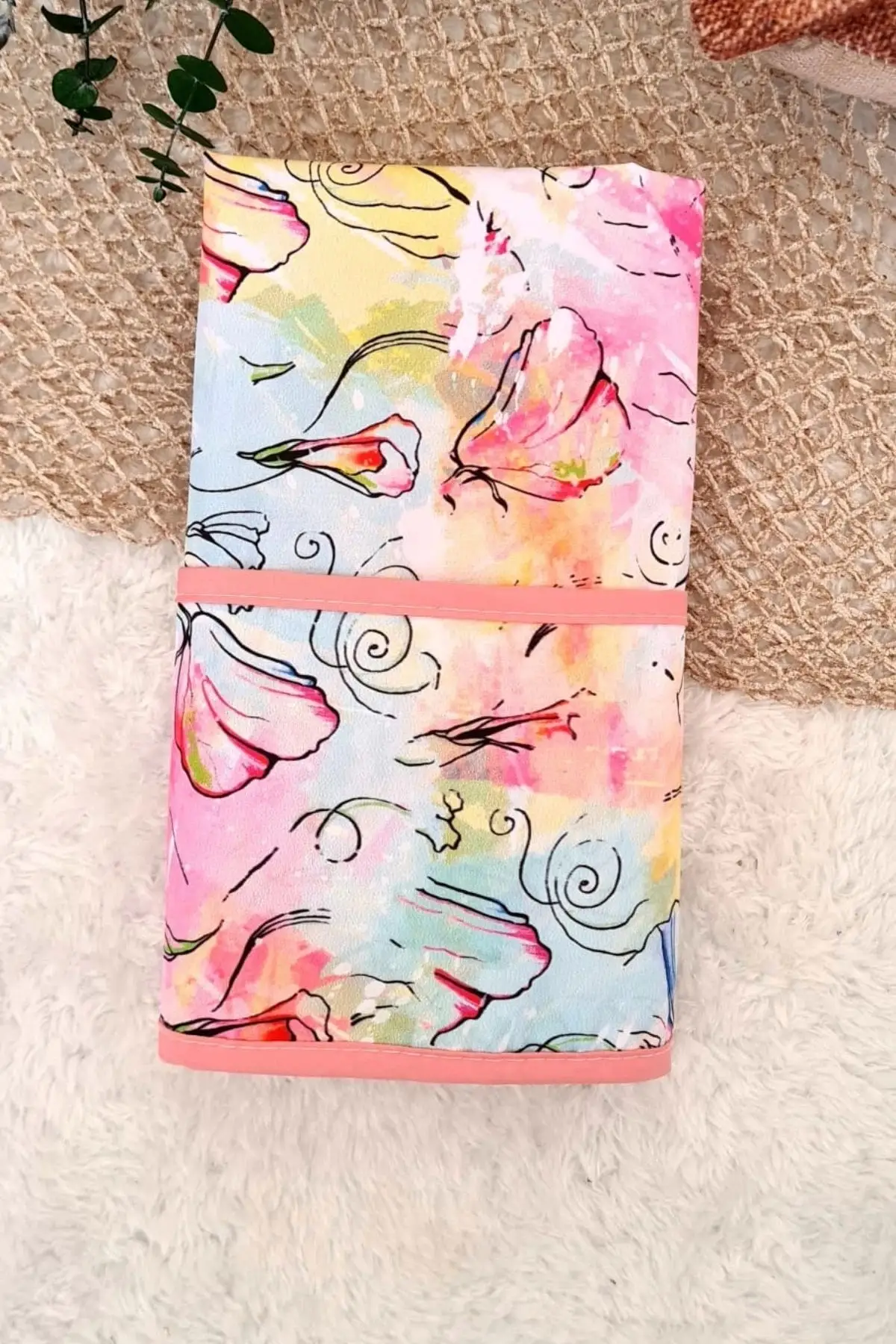 Ebru Desenli Sıvı Geçirmez Unisex Aktivite ve Mama Önlüğü 6-24 Ay