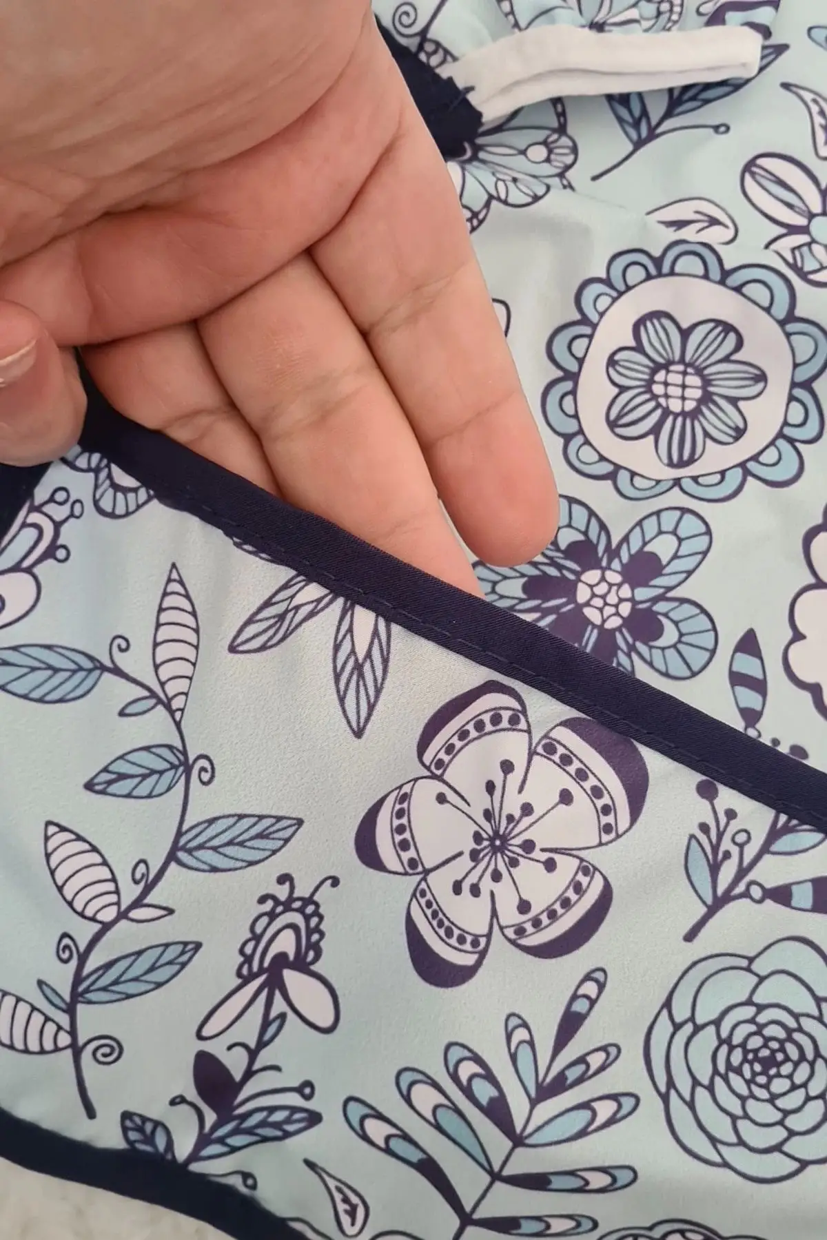 FLOWER ve DREAM Desenli 2li Paket Sıvı Geçirmez Kız Çocuk Aktivite ve Mama Önlüğü 6-24 Ay