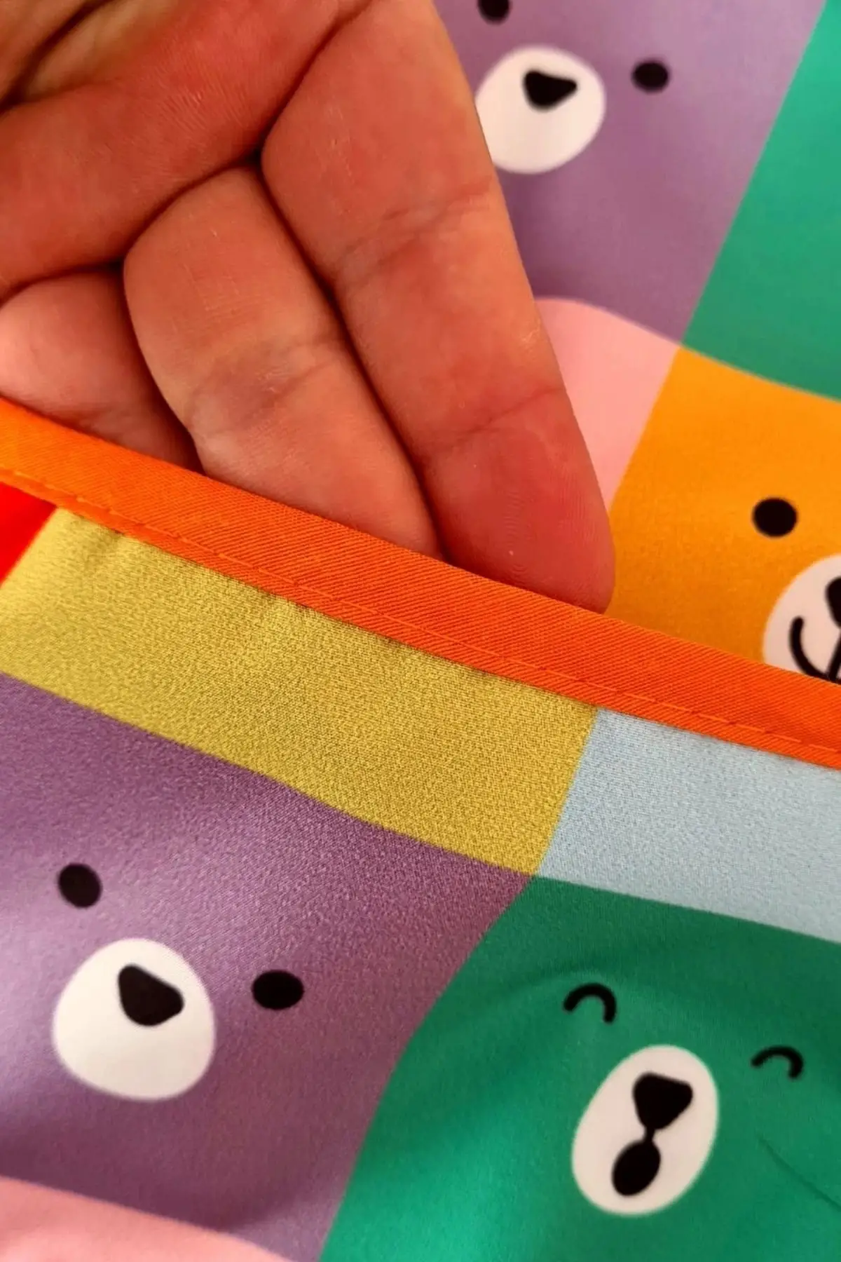 GRAFFE ve KARE AYILAR Desenli 2li Paket Sıvı Geçirmez Unisex Aktivite ve Mama Önlüğü 6-24 Ay