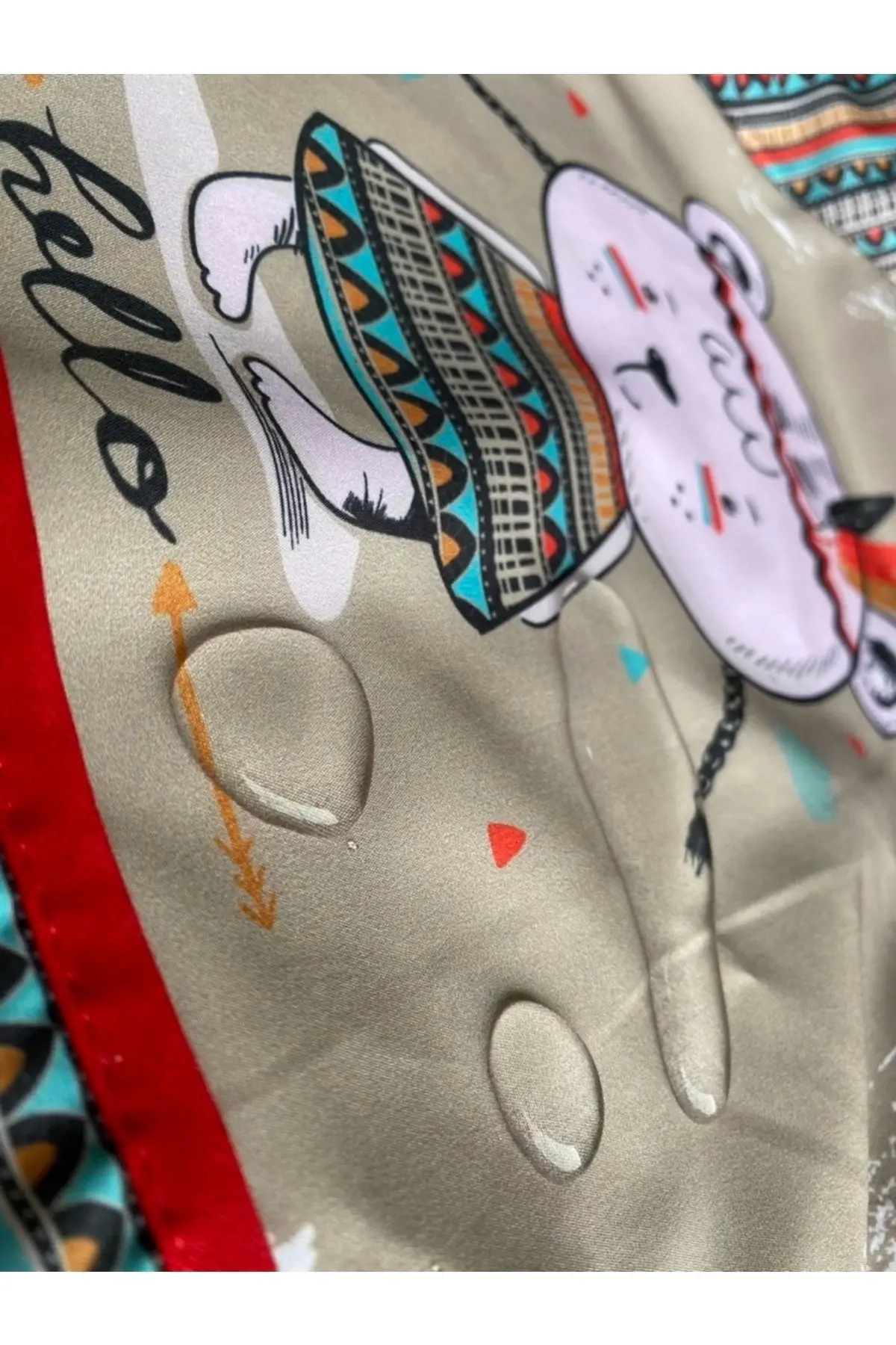 Hello Apaçhi Giyilebilir Kollu Sıvı Geçirmez Bebek Mama Önlüğü 6-24 Ay