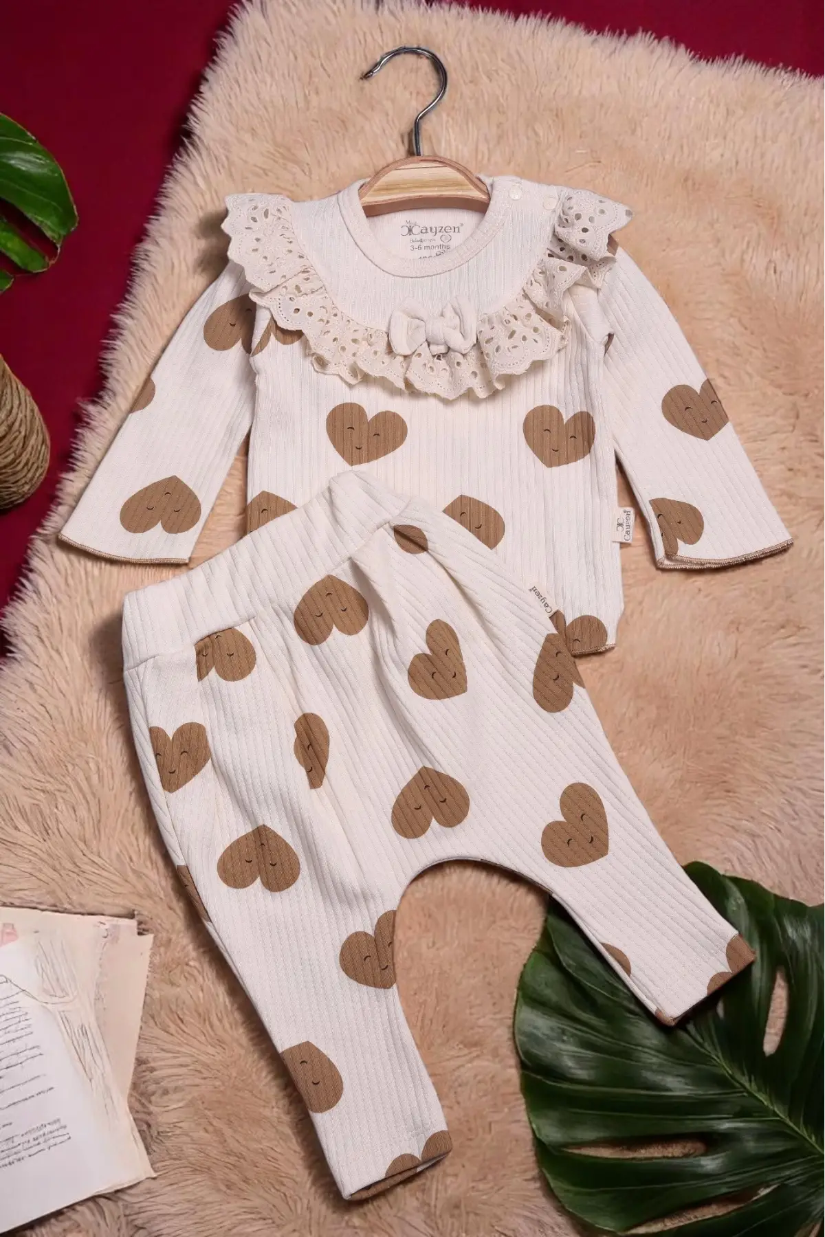 Kalp Desenli % 100 Pamuk 3lü Kız Bebek Takımı 9-18 Ay