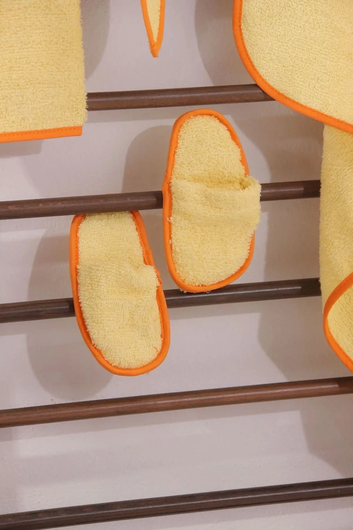 Ördek Figürlü 4 Parça Unisex Bornoz Seti 2-3 Yaş