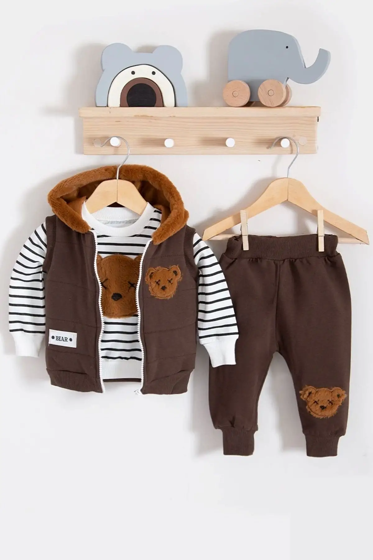 Erkek Bebek 3lü Pelüş Ayıcık Nakışlı Eşofman Takımı - Kapüşonlu Yelekli