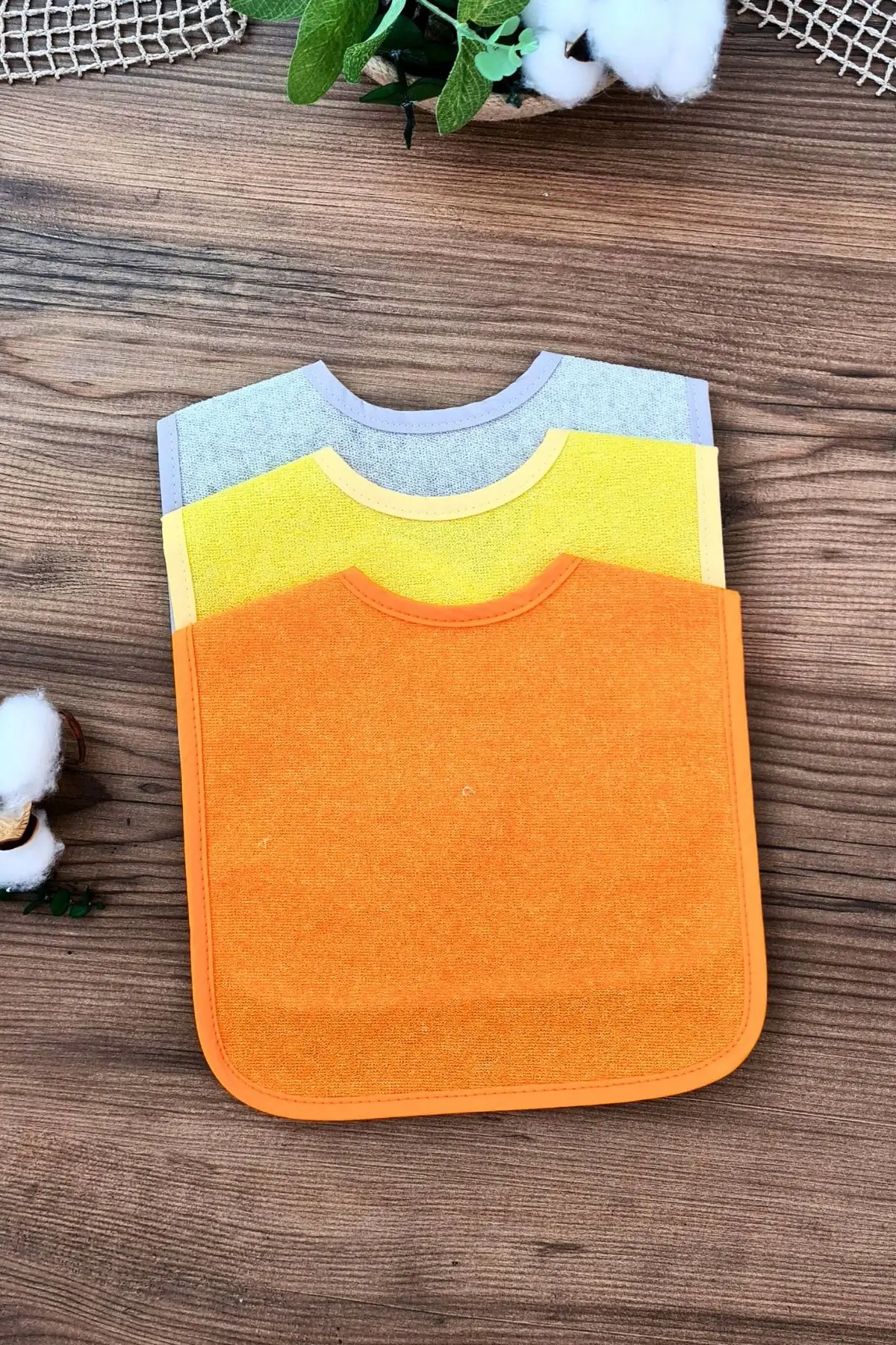 Pratik 3lü Sıvı Geçirmez Mama Önlüğü 0-18 Ay