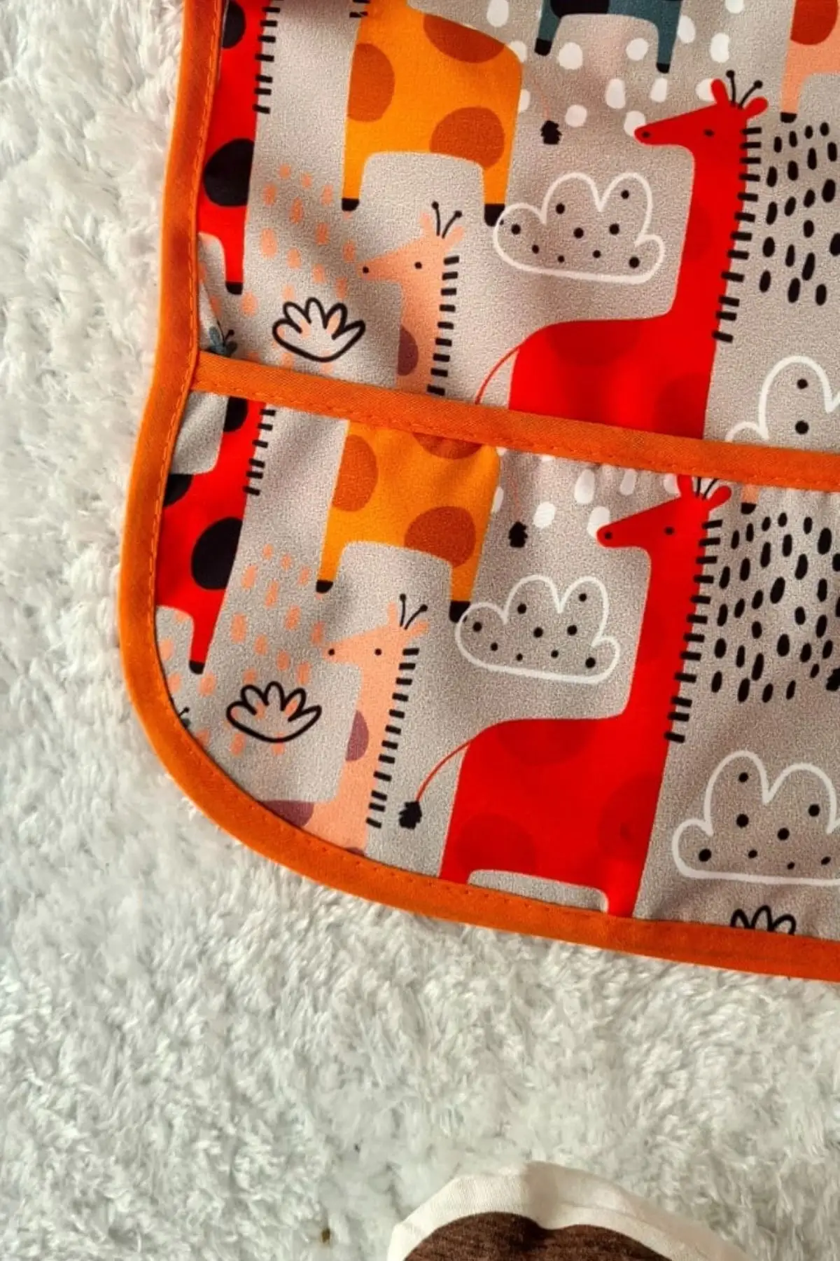 SAFARİ ve GRAFFE Desenli 2li Paket Sıvı Geçirmez Unisex Çocuk Aktivite ve Mama Önlüğü 6-24 Ay