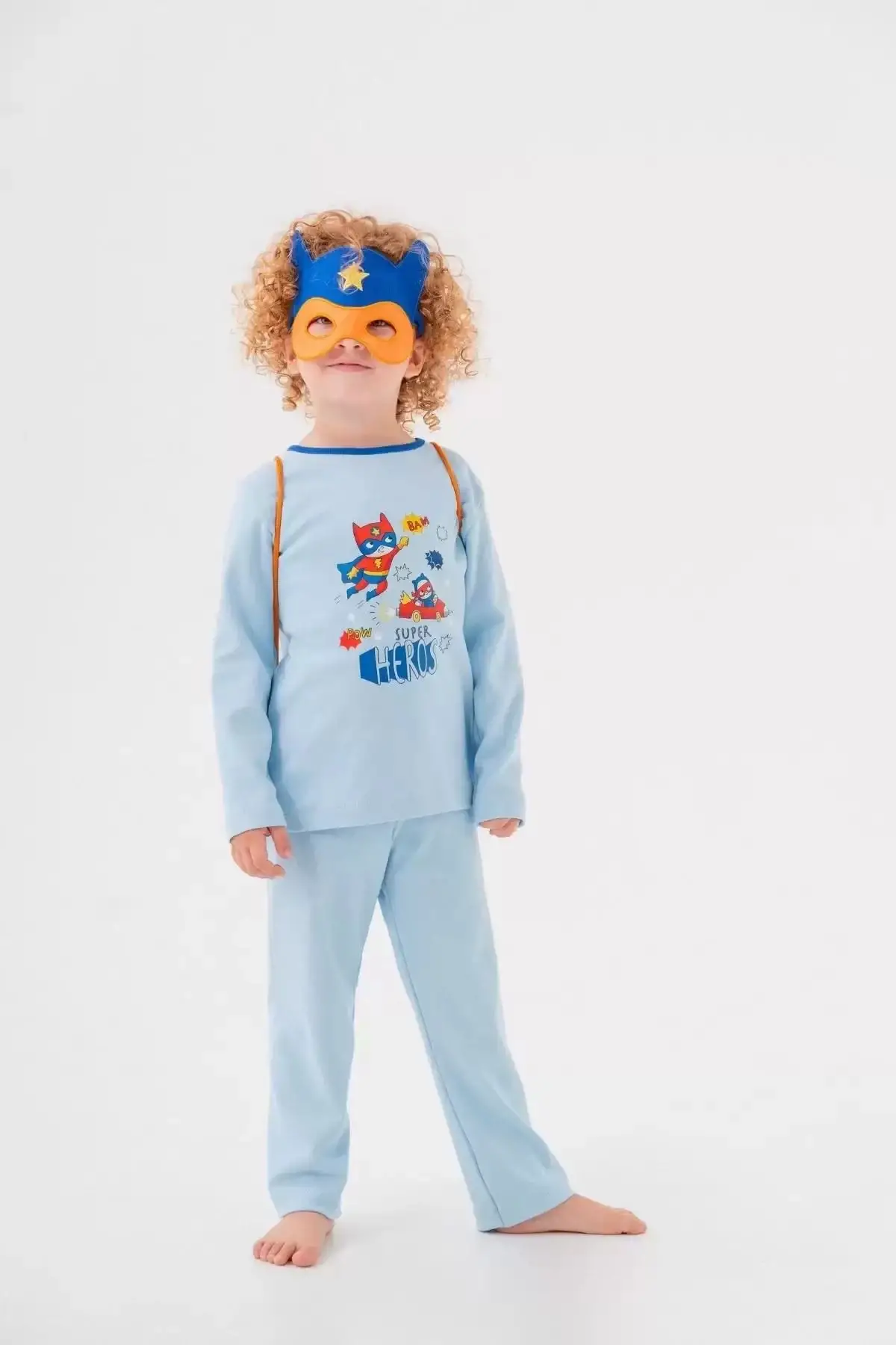 Süper Heros Çanta ve Maskeli % 100 Pamuk Erkek Çocuk Pijama Takımı