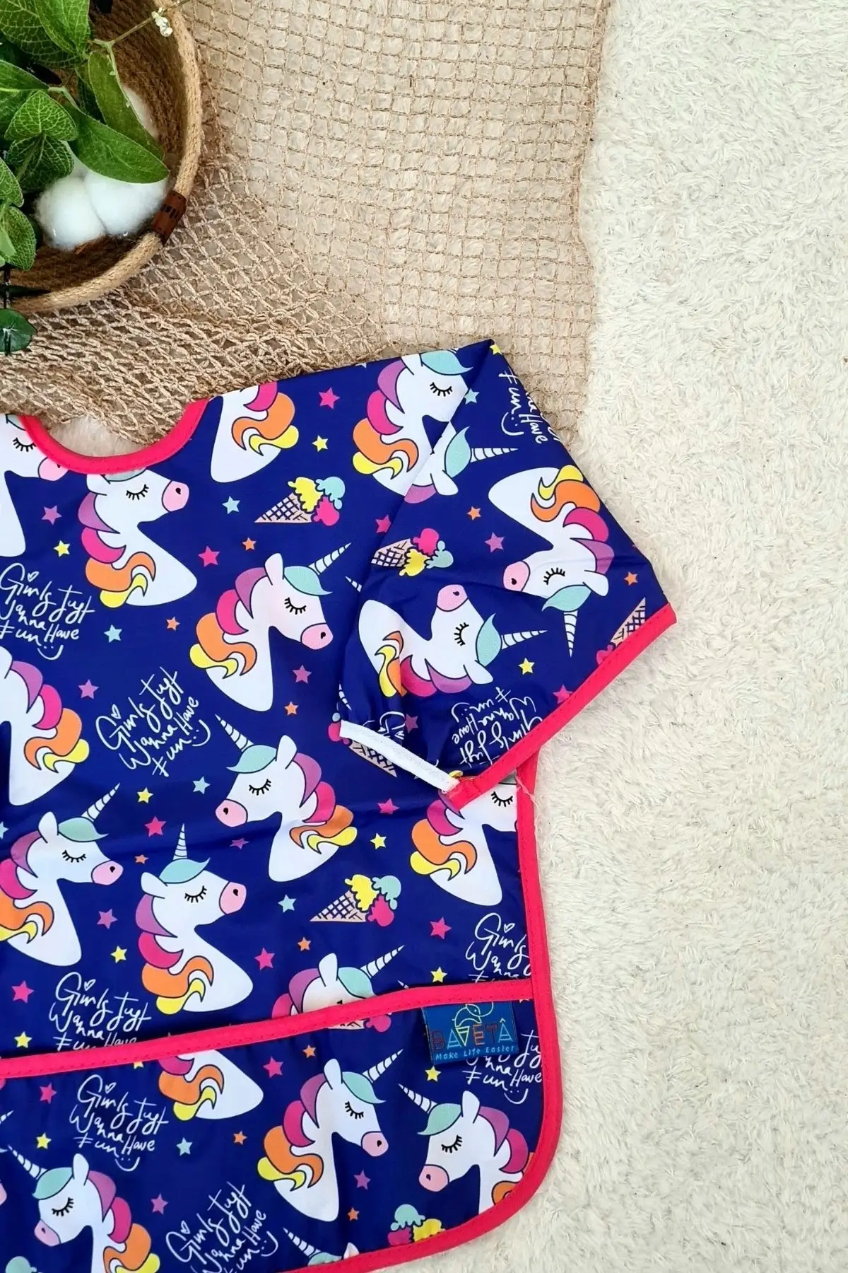 Unicorn Desenli Sıvı Geçirmez Unisex Aktivite ve Mama Önlüğü 6-24 Ay