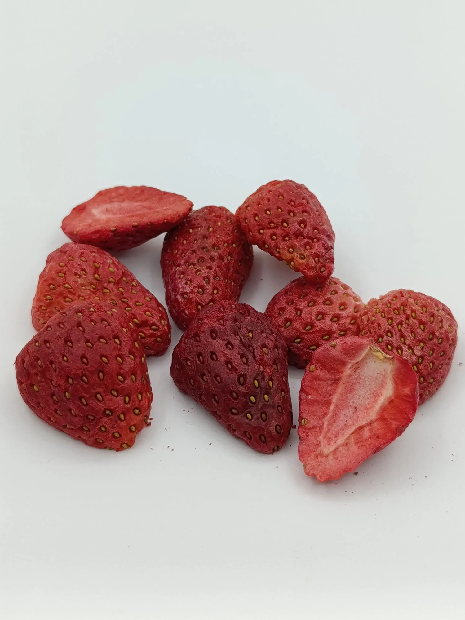 Freeze Dry Çilek- Katkı ve Şeker İlavesiz Meyve Cipsi