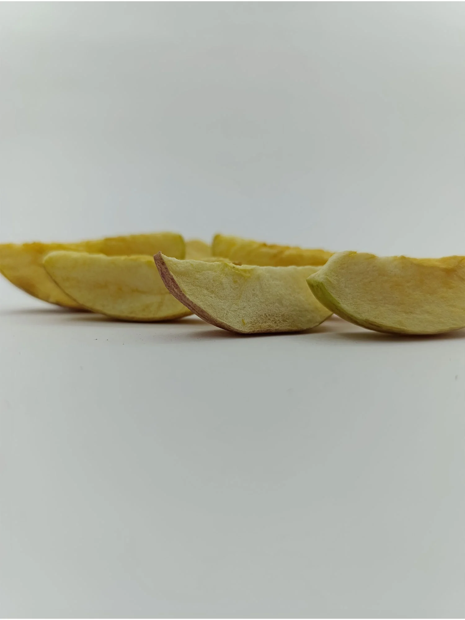 Freeze Dry Elma – Katkı ve Şeker İlavesiz Meyve Cipsi