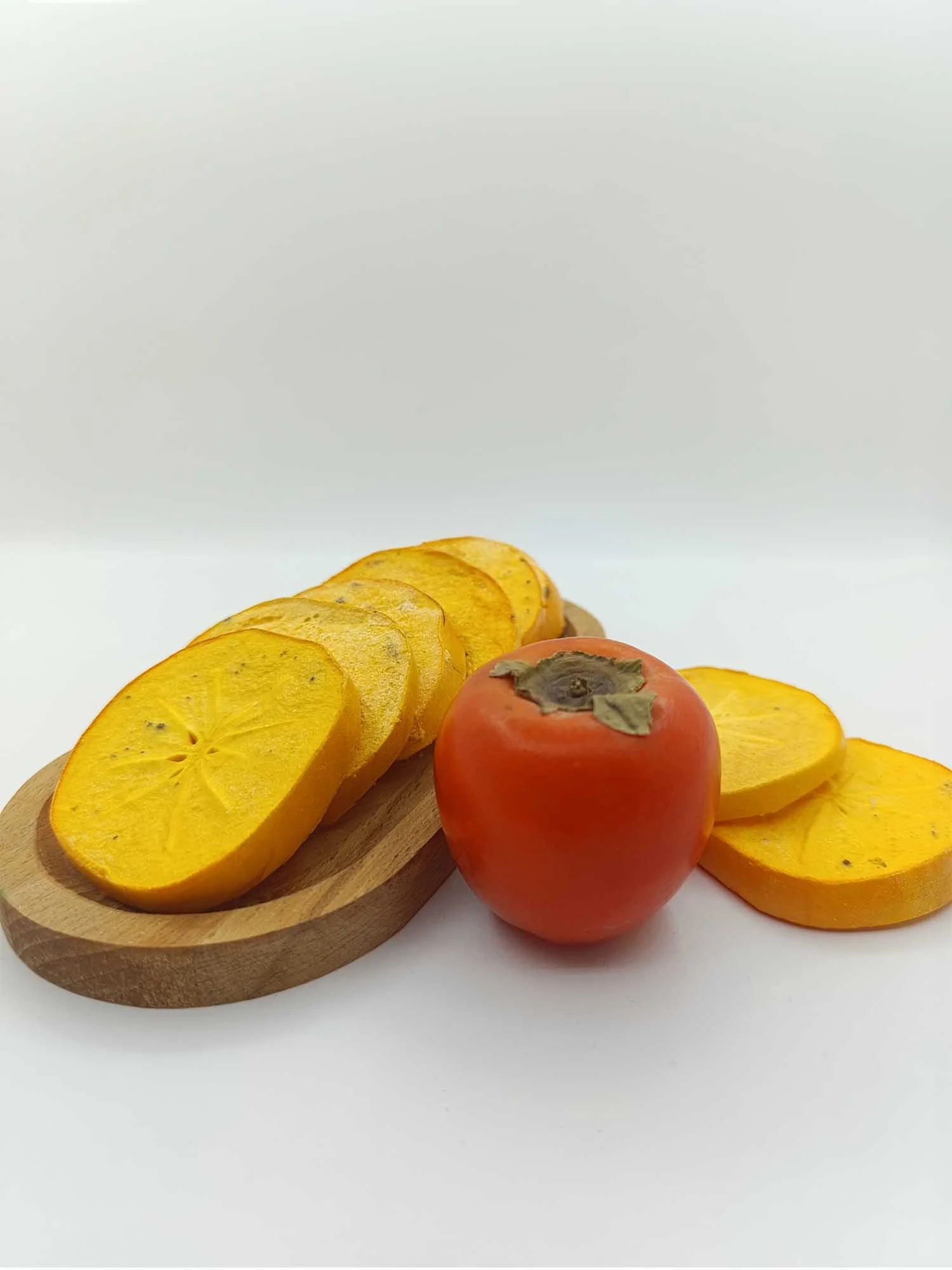 Freeze Dry Cennet Hurması – Katkı ve Şeker İlavesiz Meyve Cipsi