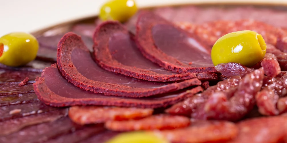 Kayseri Pastırmasının Lezzeti ve Saklama Yöntemleri