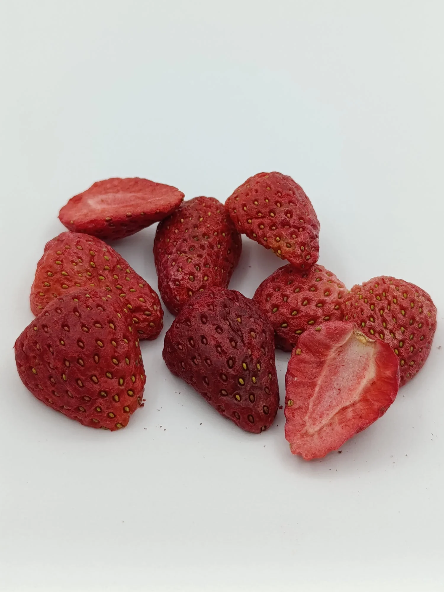 Freeze Dry Çilek- Katkı ve Şeker İlavesiz Meyve Cipsi