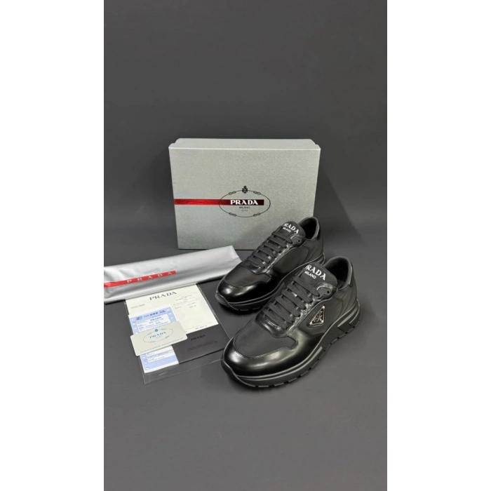 PRADA MİLANO SNEAKERS