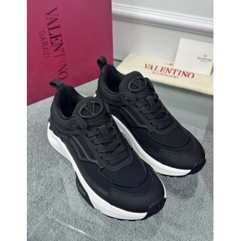 VALENTİNO GARAVANİ SNEAKERS