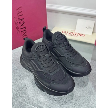 VALENTİNO GARAVANİ SNEAKERS