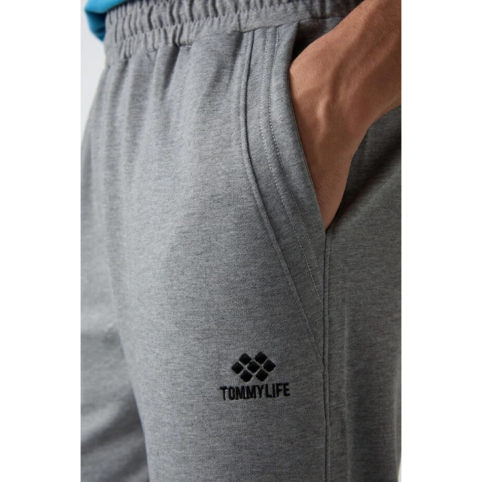 Tommy Lıfe Gri Melanj Pamuklu Yumuşak Dokulu Standart Fit Nakışlı Erkek Kapri - 83102