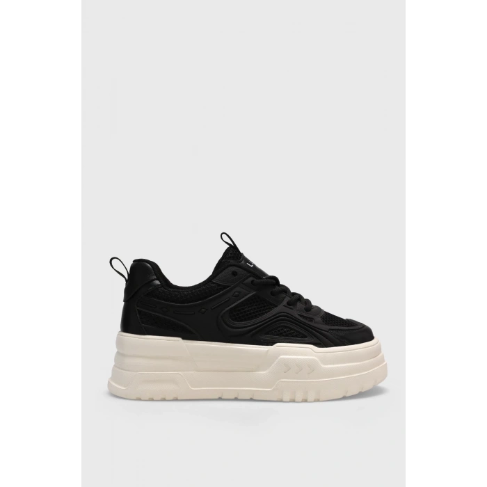 LUFİAN 121230033 TOMRİS BAYAN SİYAH AYAKKABI