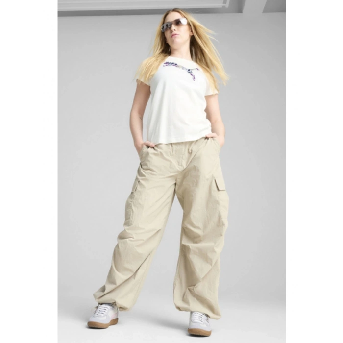 Puma Graphics Floral Cat Logo Beyaz Kadın Tişört 68508102