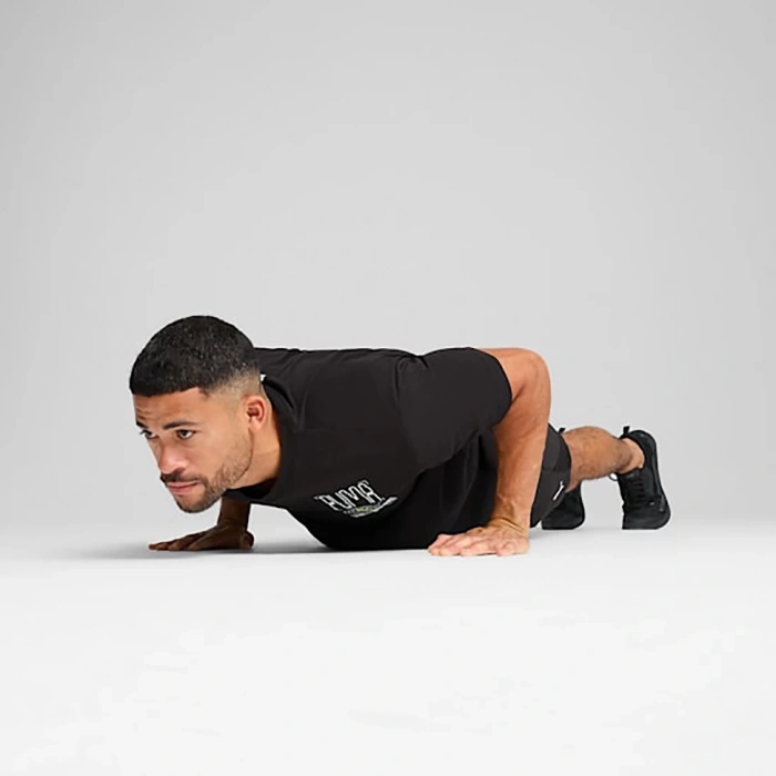 PUMA GRAPHİCS TRAİN ERKEK SİYAH TİŞÖRT 52657001