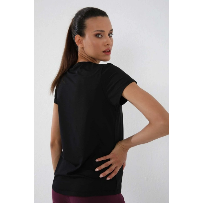 Siyah Basic Kısa Kol Standart Kalıp O Yaka Kadın T-Shirt - 97144