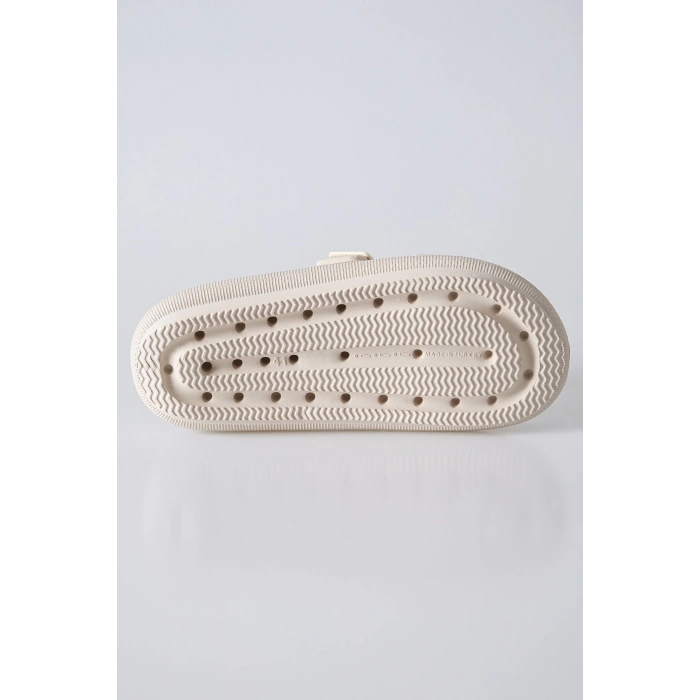 TOMMY LIFE Bej Yüksek Tabanlı Çift Tokalı Erkek Terlik -89302