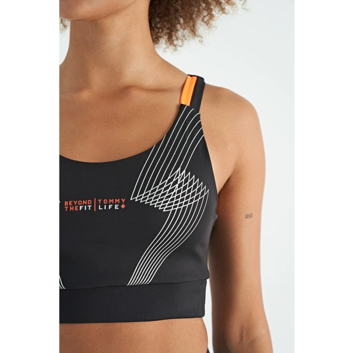 Tommy Life Siyah Baskılı Sırt Çapraz Detaylı Dalgıç Kumaş Dar Kalıp Kadın Büstiyer - 97273