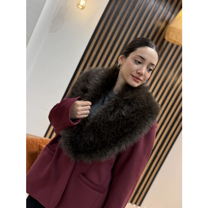 Kürk Yakalı Kaşe Ceket