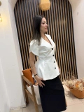 Bianca Kontrast Düğmeli Etekli Takım