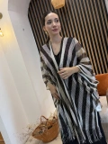Luna Işıltılı Püsküllü Şal Pelerin