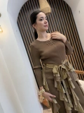 Aurelia Gold Fırfır Detaylı Kahve Midi Elbise