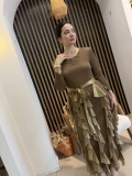 Aurelia Gold Fırfır Detaylı Kahve Midi Elbise