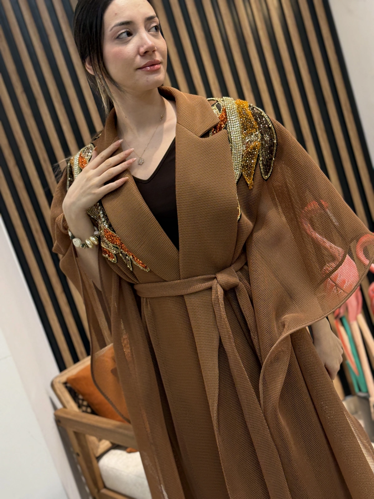 Taş İşlemeli File Abaya (Camel)