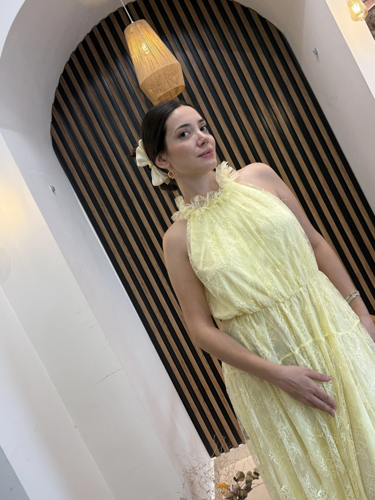 Livia Dantel Detaylı Uzun Elbise