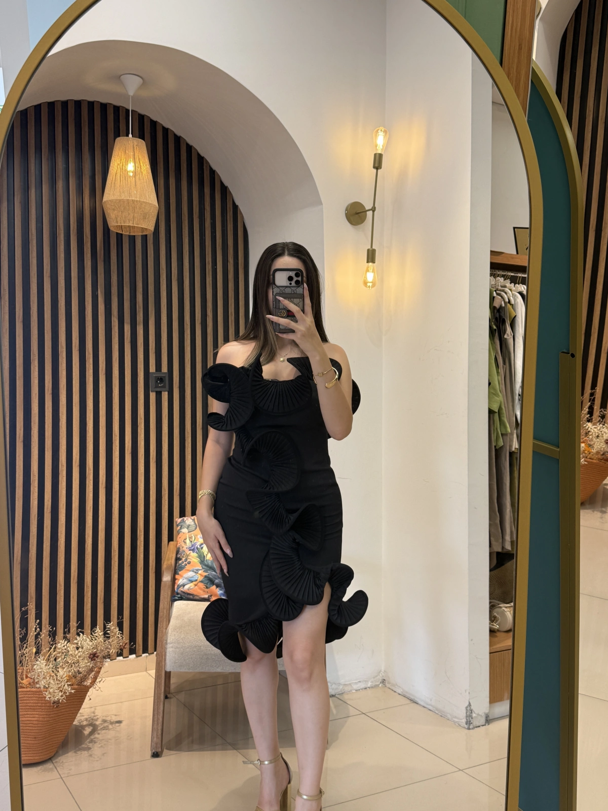 Valeria 3D Volan Detaylı Midi Elbise