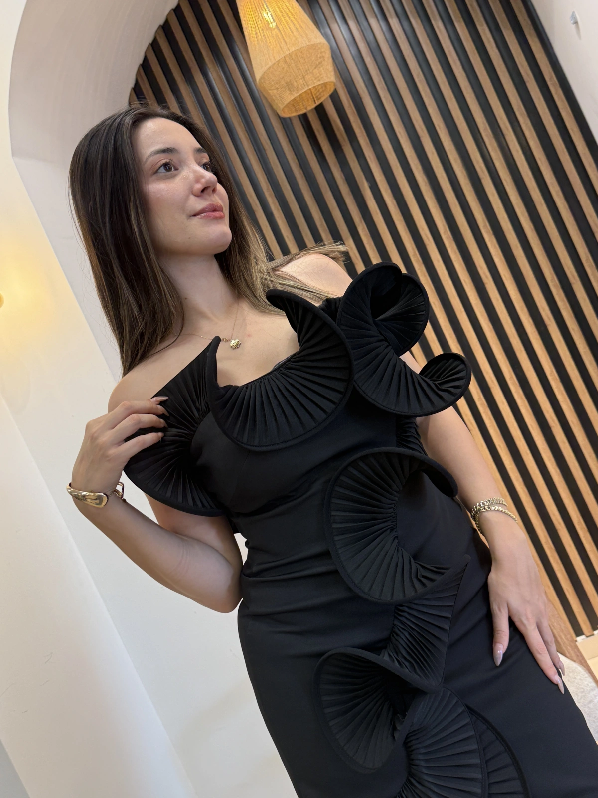 Valeria 3D Volan Detaylı Midi Elbise