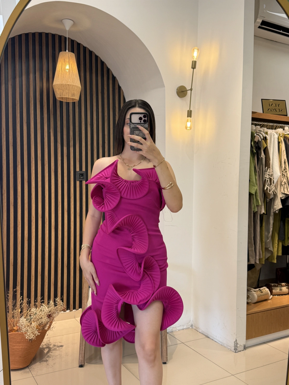 Valeria 3D Volan Detaylı Midi Elbise