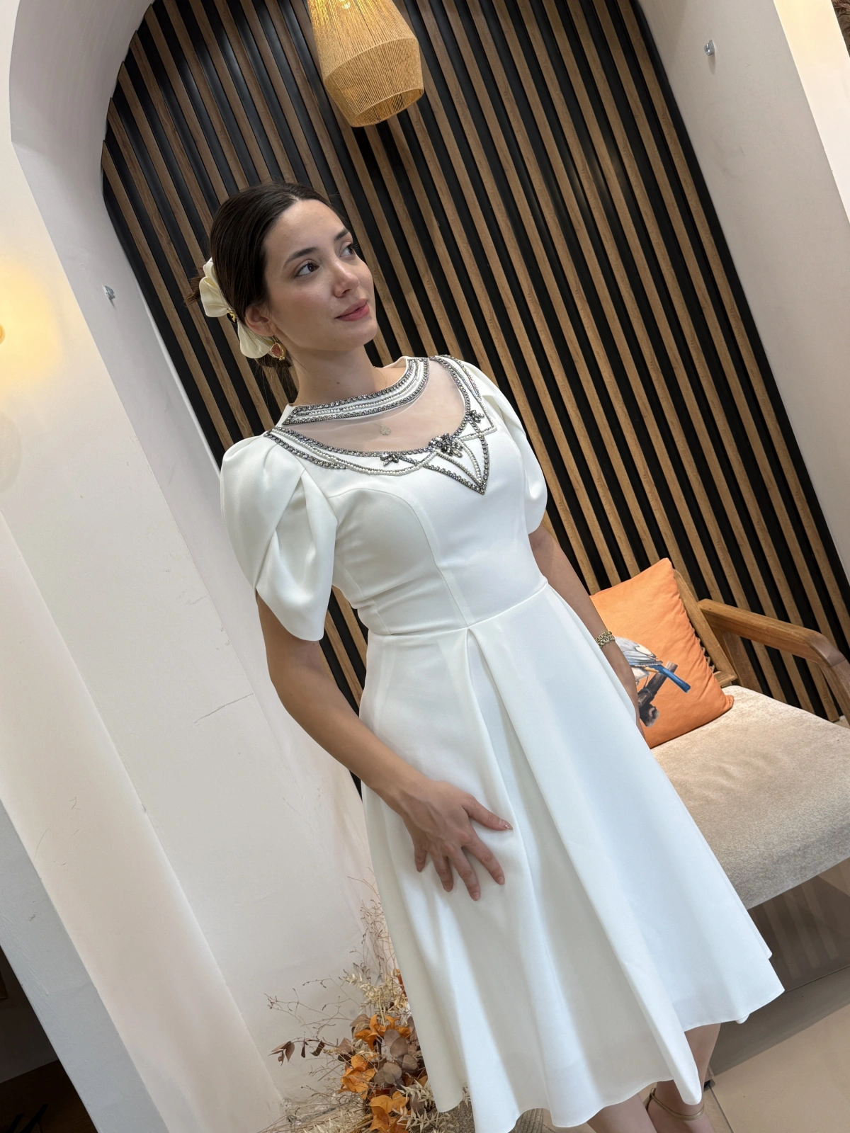 Aurelia Ekru Taş İşlemeli Midi Elbise