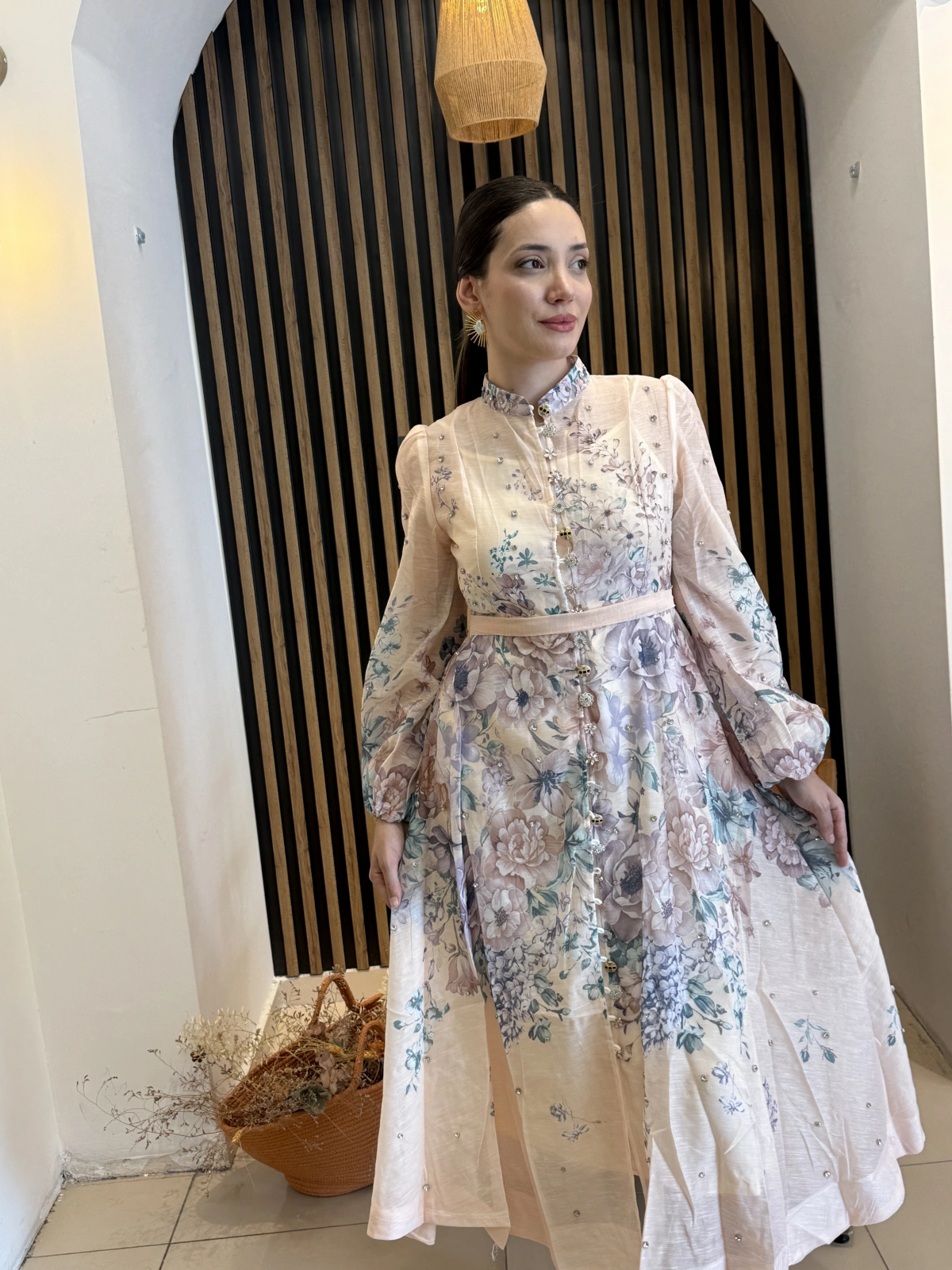 Alessa Pudra Çiçek Desenli Taş Detaylı Uzun Elbise