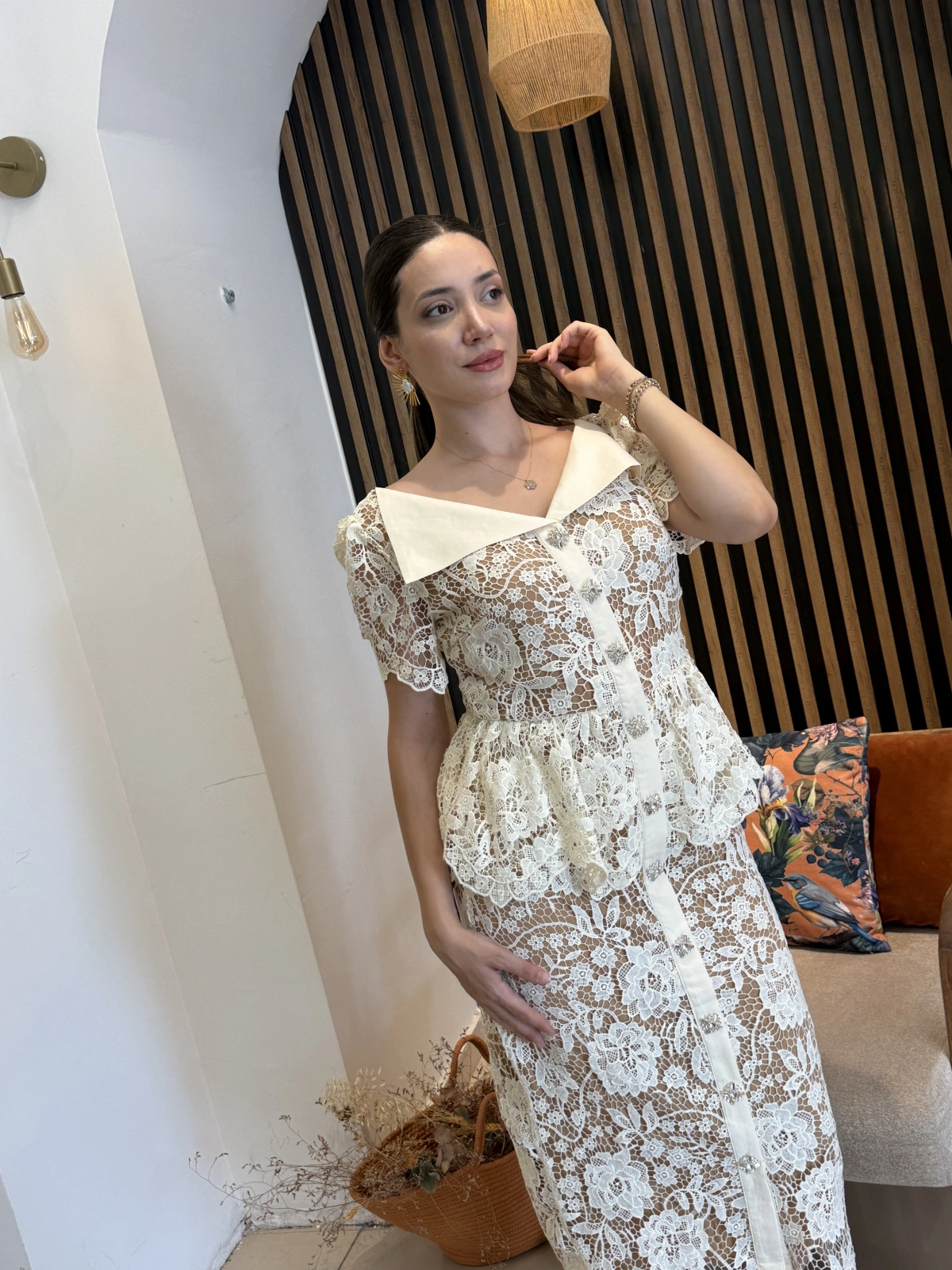 Mirella Floral Dantel Taş Düğmeli Uzun Elbise