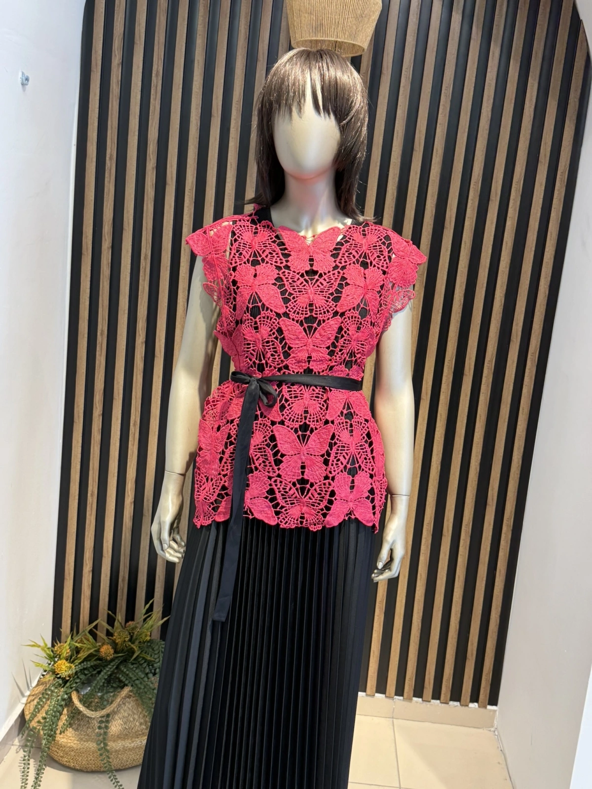 Butterfly Keçebek Dantel Detaylı Piliseli Elbise