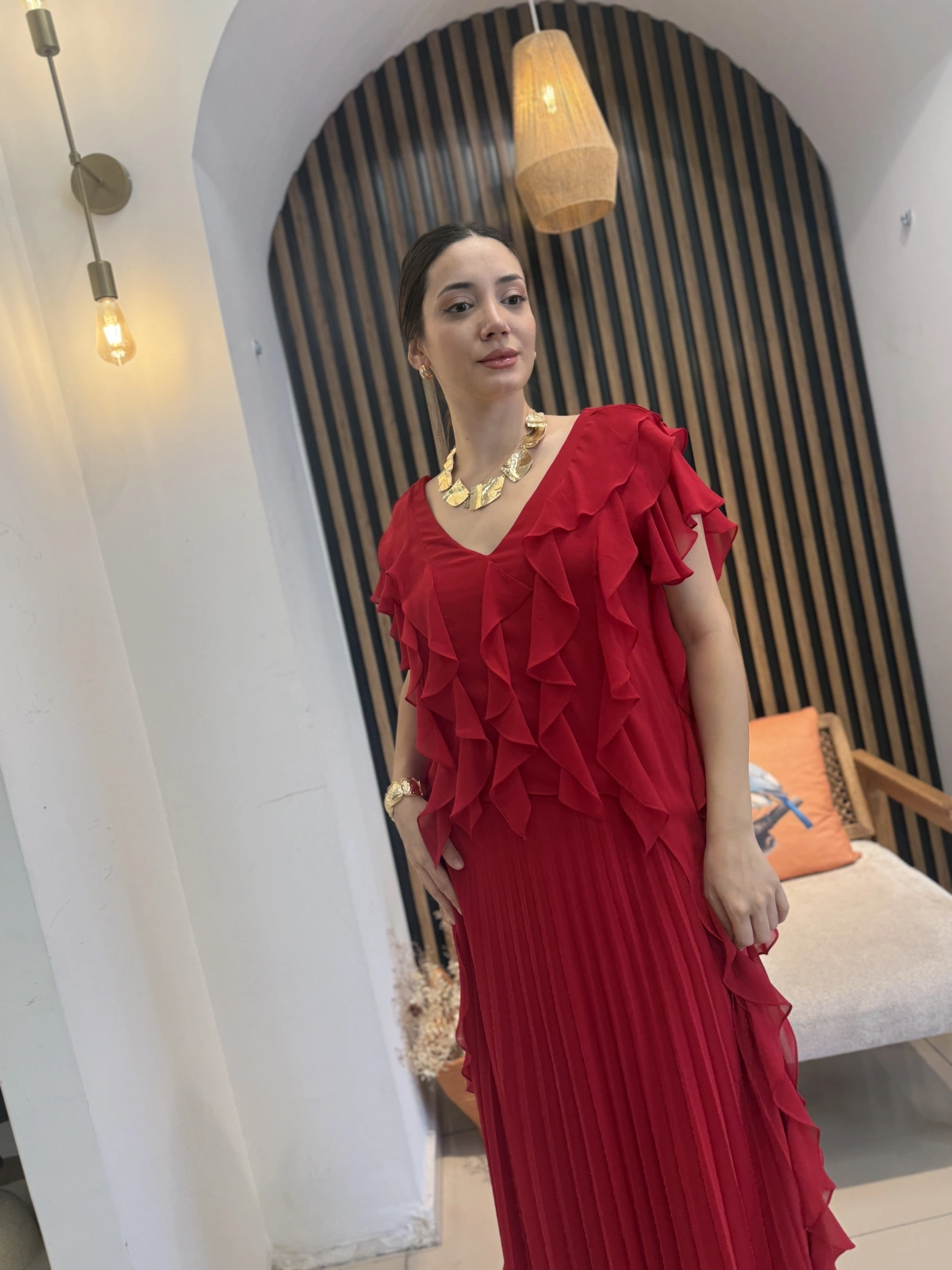 Mirella Volan Detaylı Piliseli Uzun Elbise