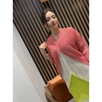 Aura Pliseli V Yaka Şal Form Elbise