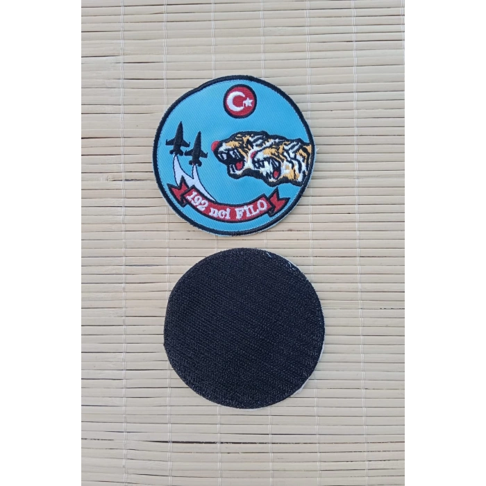 192. filo kaplan ve ucak logolu nakis islemeli arma patch pec
